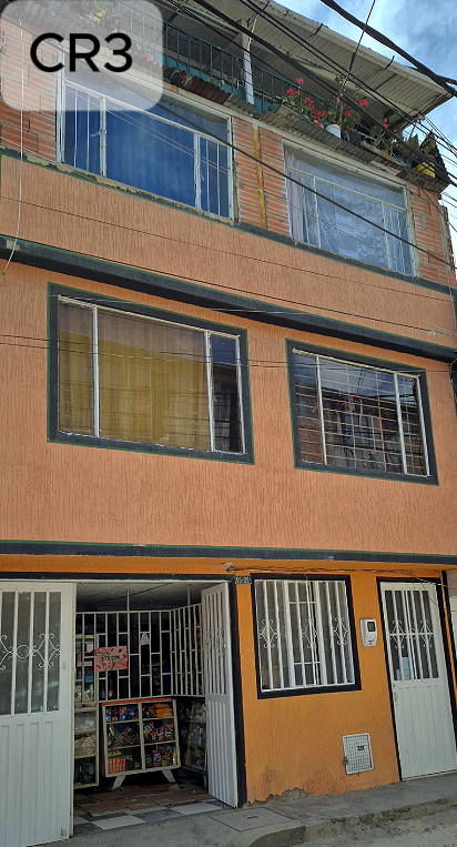 CASA RENTABLE 6X11M 4 PISOS