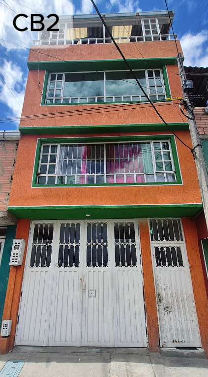 CASABODEGA - 4.5mx11- 4PISOS - 3APTO -TERRAZA -MEDIA CUADRA DEL COMERCIO - ZONA COMERCIAL 